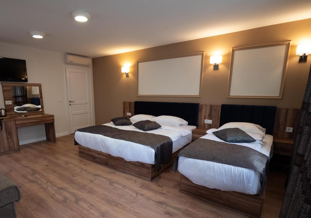 Amber Hotel ซาราเยโว ภายนอก รูปภาพ